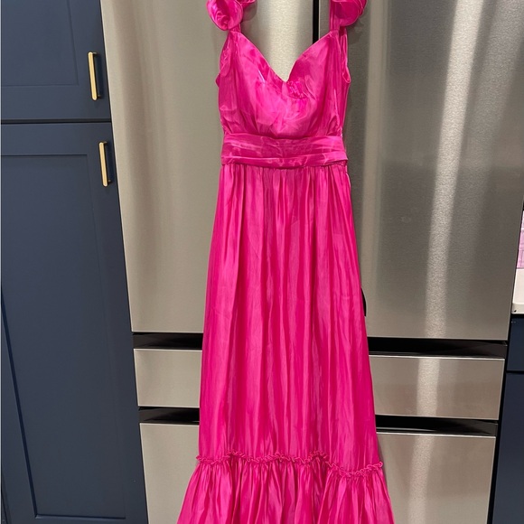 Lulus size large dress. Brand new, never worn. Tags on. - Picture 2 of 5